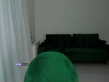 Nude girl intrigueeme image #5183760