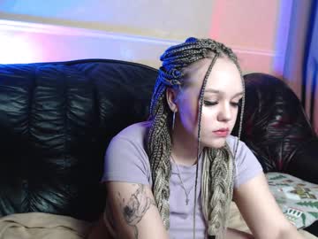 Nude girl sofa_bunny image #3981023