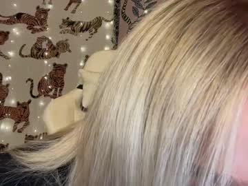 Nude girl ari_02 image #5425376