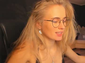 Nude girl linellali image #2958674