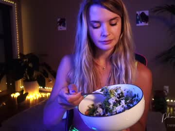 Nude girl phoenix_taylor image #3769