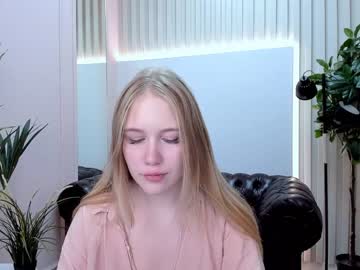 Nude girl kittenbella image #2717930