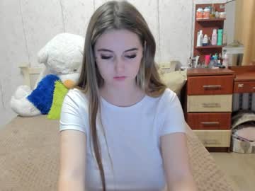 Nude girl emmika_ image #2761822