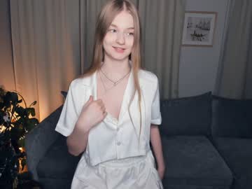 Nude girl _magic_smile_ image #6132804