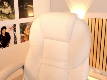 Nude girl little_effy18 image #4749320