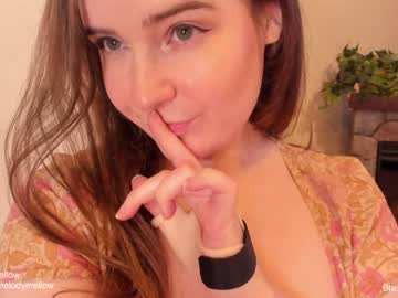 Nude girl in_tune image #4052917