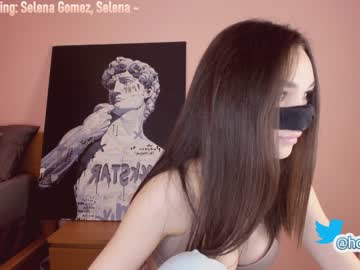 Nude girl hollyextra image #2084842