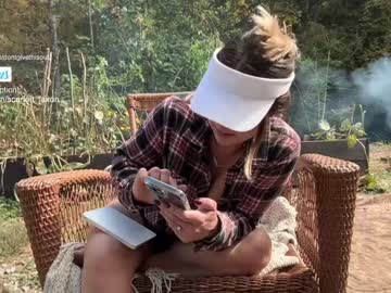 Nude girl dontgivethisout image #2843613