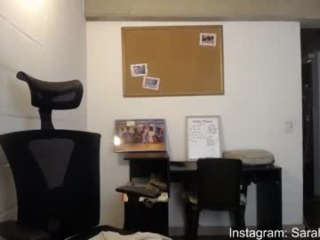 cherrybunny21 nude cam