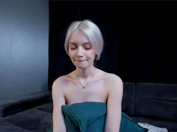 Nude girl cassie130505 image #6684261