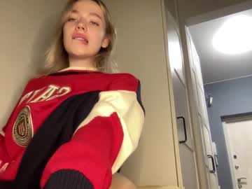 Nude girl angel_from_sky image #2878215