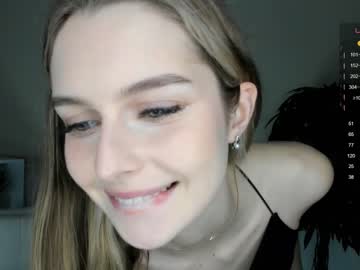 Nude girl darelleeverist image #6282850