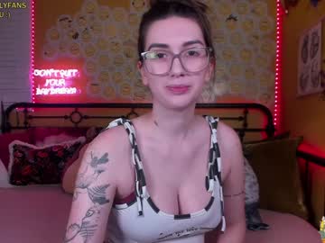 Nude girl daydreamur_gurl image #931352