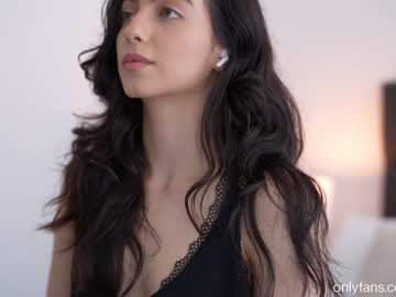 Nude girl naughtysammx image #4282045