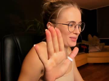 Nude girl linellali image #2943710