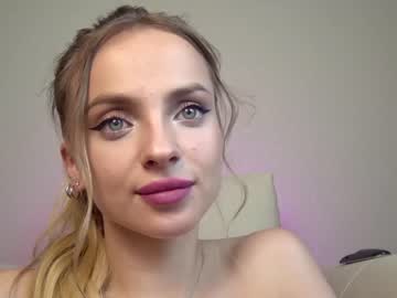 Nude girl shycinderella image #2353500