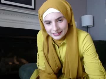 Nude girl fiestyfatima1 image #2612394