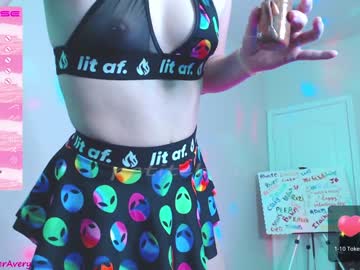 Nude girl petitebrat image #3691875