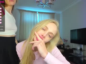 Nude couple wonder_smile image #4639692