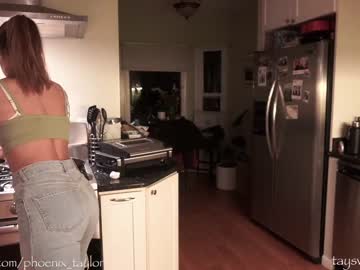 Nude girl phoenix_taylor image #3520075