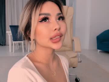 Nude girl bae_suz image #1014616