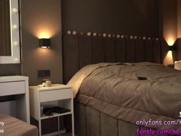 Nude girl heyhorny_cb image #1959877