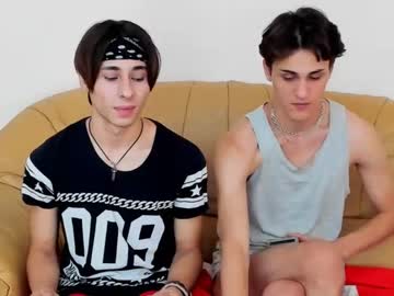 Nude man kevin_hug image #2599794