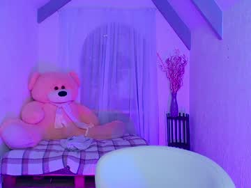 Nude girl littlee_kit1y image #2676505