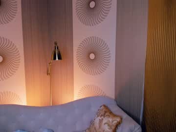 Nude girl happiness_call image #4225528