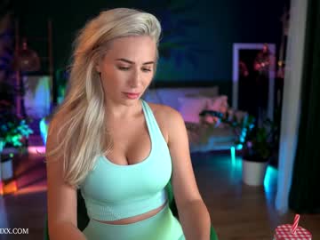 Nude girl provocatrixx image #2953098