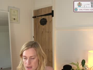 Nude girl belle_jlou image #2606347