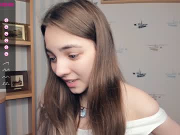 Nude girl shy_media image #4387017