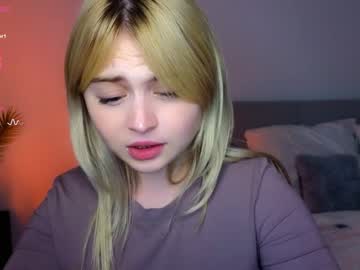 Nude girl shy_blondiee image #5301022