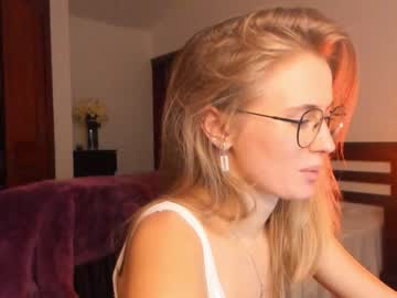 Nude girl linellali image #3032868