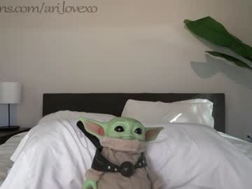 Nude couple ari_lovexo image #4104056