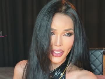 Nude tranny _xxbungoxx_ image #3012495