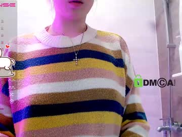 Nude girl small_blondee image #3637585