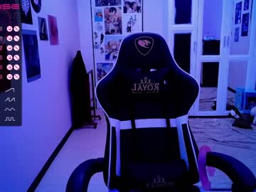 Nude girl _b_a_n_s_h_e_e_ image #4148135