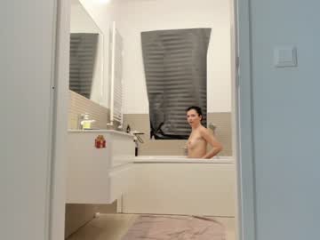 Nude couple kira0541 image #3491187