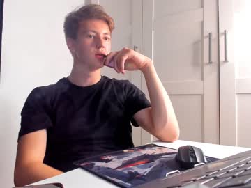 Nude man eric_rikc image #4839770