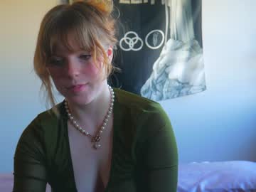 Nude girl sisypheanlove image #5715287