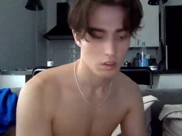 Nude man nonrelevant01 image #882922