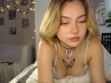 Nude girl adelewilson__ image #5044413