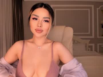 Nude girl bae_suz image #1337079