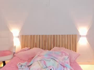 Nude girl little_effy18 image #4812296