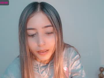 Nude girl gummy_bear7 image #1323009