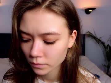 Nude girl lil_babe_ image #5599271