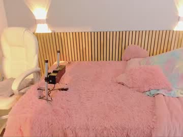 Nude girl little_effy18 image #5696510