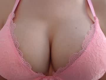 Nude girl eat_mee_out image #2239805