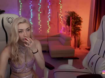 Nude couple kira0541 image #6404011